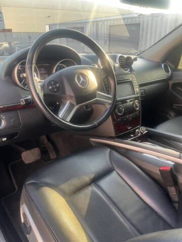 2012 Mercedes-Benz GL550
