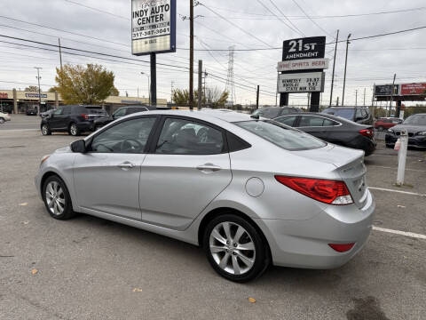 2012 Hyundai Accent GLS