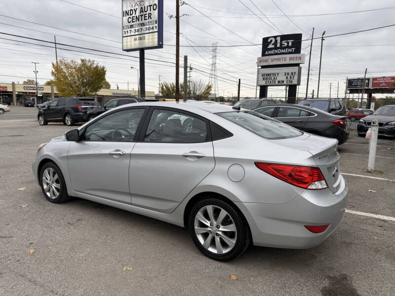 2012 Hyundai Accent GLS