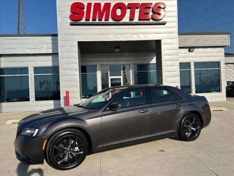 2023 Chrysler 300 for sale at SIMOTES MOTORS in Minooka IL
