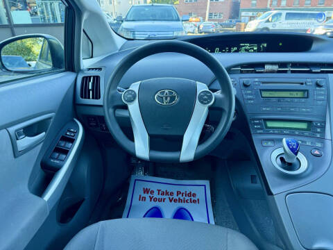 2011 Toyota Prius Two
