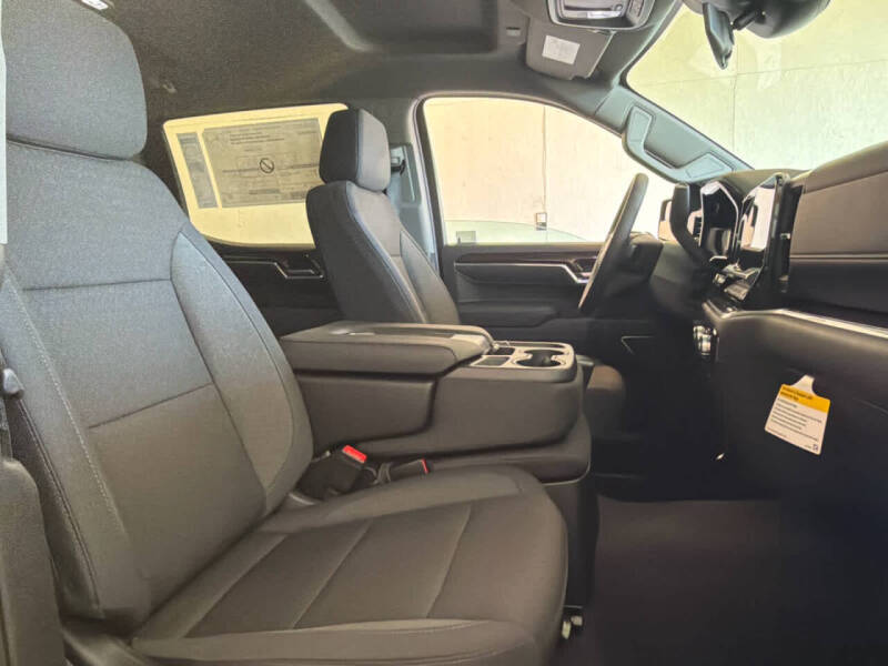 2026 GMC Sierra 1500 Elevation Standard