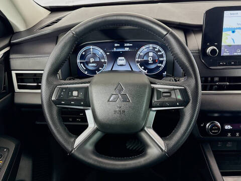 2023 Mitsubishi Outlander PHEV SE