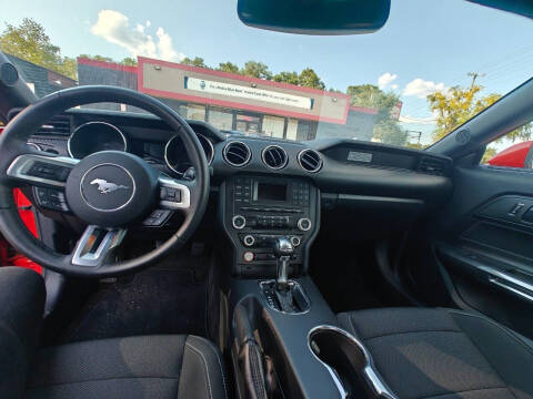 2016 Ford Mustang V6