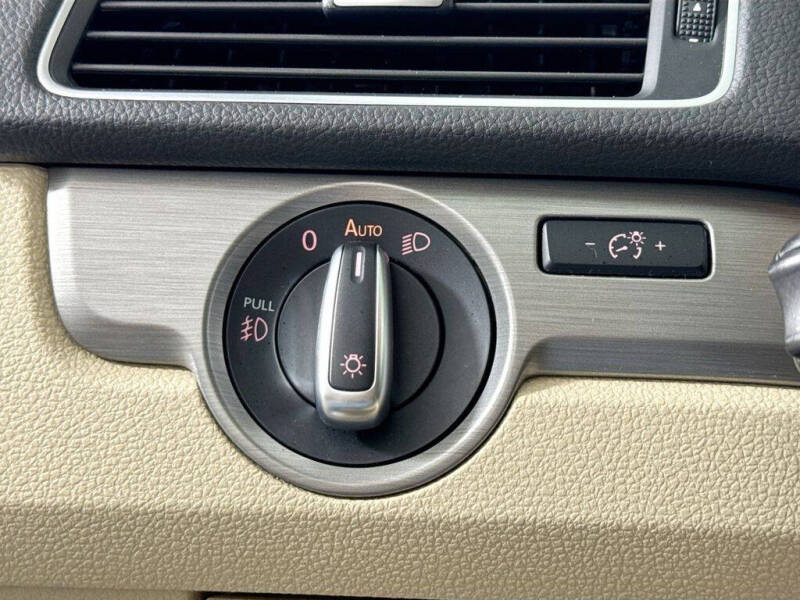 2015 Volkswagen Passat