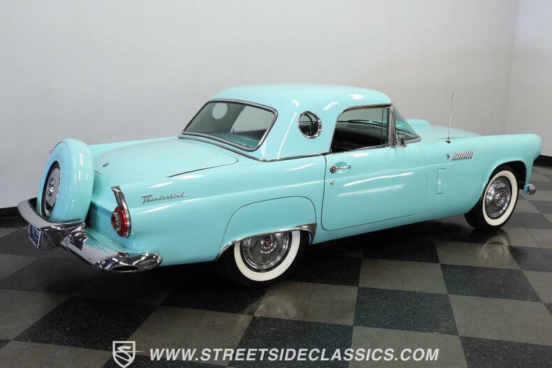 1956 Ford Thunderbird