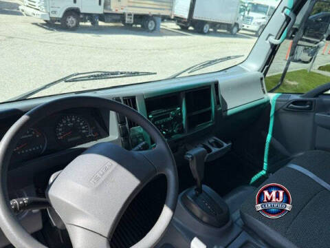 2020 Isuzu NPR-HD