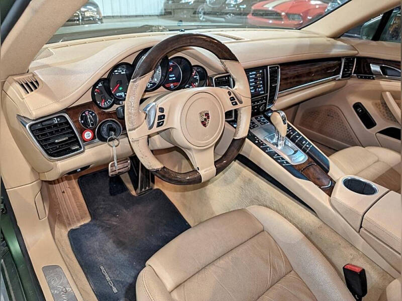 2011 Porsche Panamera