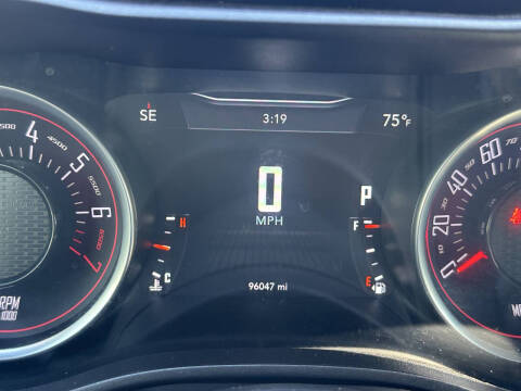 2016 Dodge Challenger SXT Plus