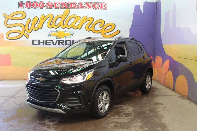Used 2022 Chevrolet Trax LT with VIN KL7CJPSM0NB564081 for sale in Grand Ledge, MI