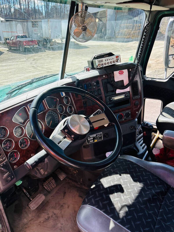 2012 Mack Pinnacle