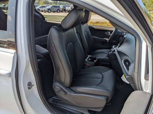 2025 Chrysler Pacifica Plug-In Hybrid