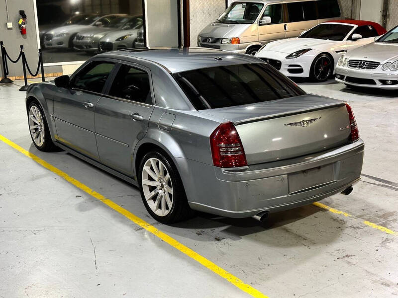 2006 Chrysler 300 SRT-8