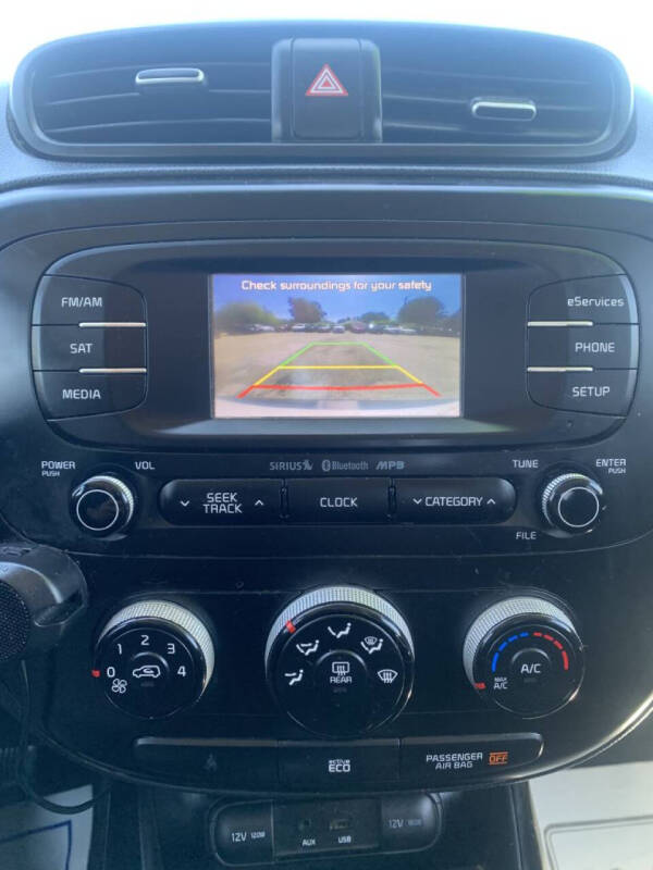 2015 Kia Soul +