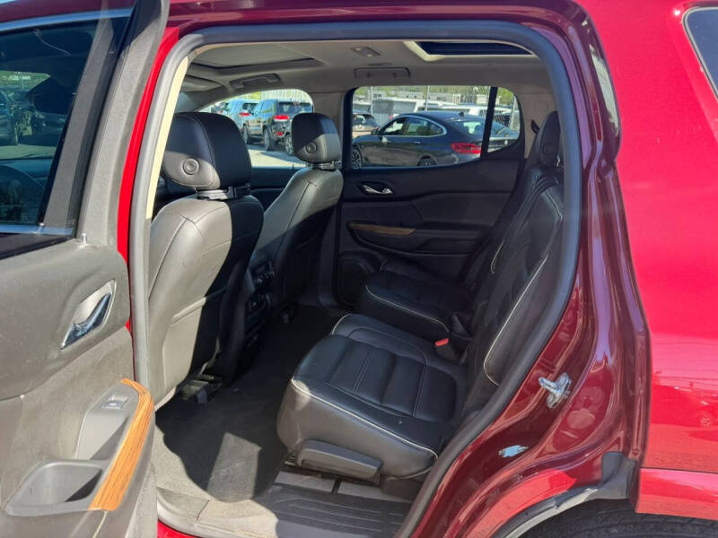 2017 GMC Acadia Denali