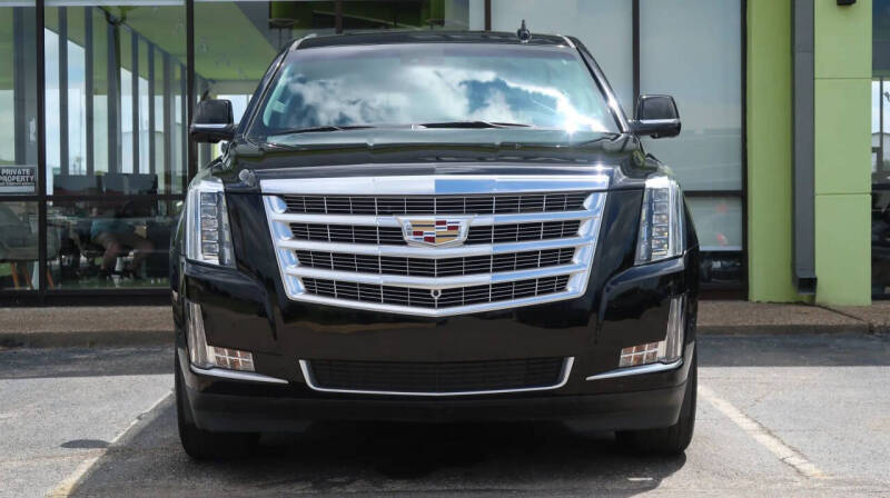 2018 Cadillac Escalade Luxury
