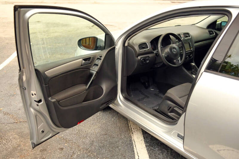 2011 Volkswagen Golf TDI