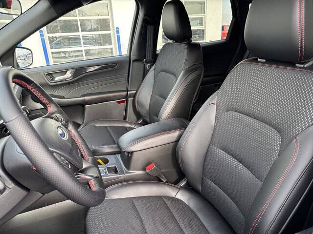 2026 Ford Escape ST-Line