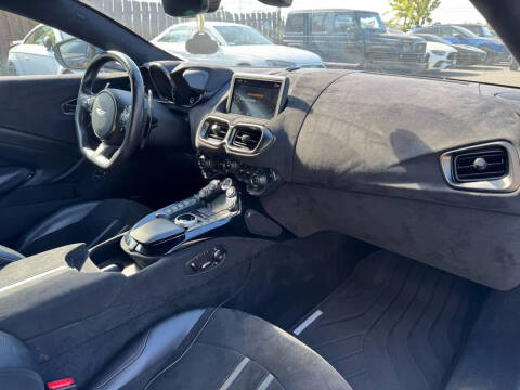 2020 Aston Martin Vantage