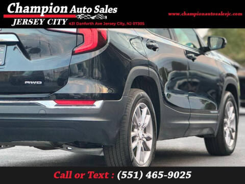 2023 GMC Terrain SLT