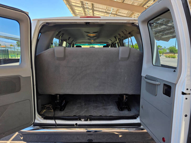 2012 Ford E-Series