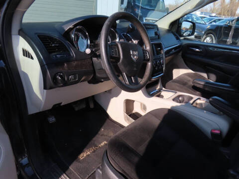 2016 Dodge Grand Caravan SXT Plus