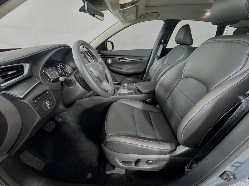 2025 Infiniti QX50 Luxe
