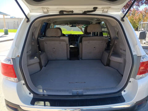 2013 Toyota Highlander Plus