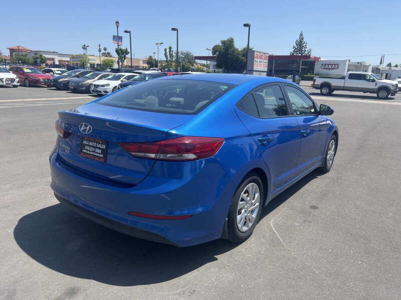 2018 Hyundai Elantra