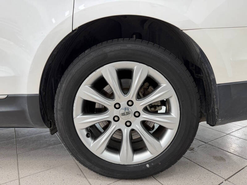 2014 Lincoln MKT