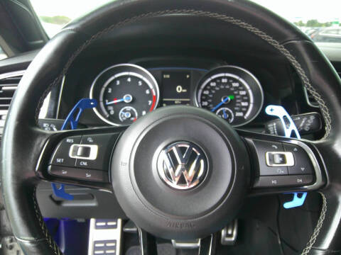 2016 Volkswagen Golf R 4Motion