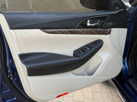 2017 Nissan Maxima Platinum