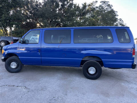 2004 Ford E-Super Duty