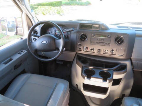 2014 Ford E-Series E-250