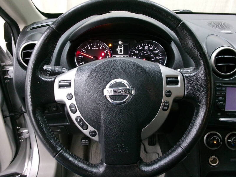 2012 Nissan Rogue SV w/SL Package