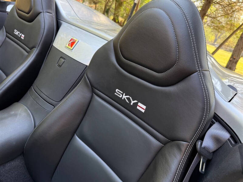 2008 Saturn SKY Red Line