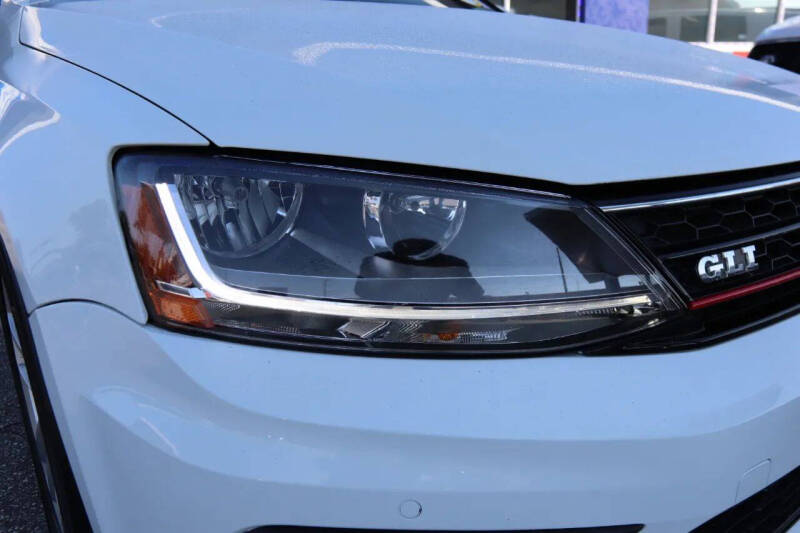 2017 Volkswagen Jetta 2.0T GLI