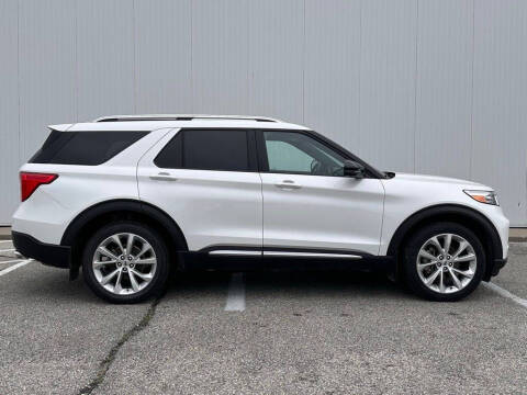 2023 Ford Explorer Platinum