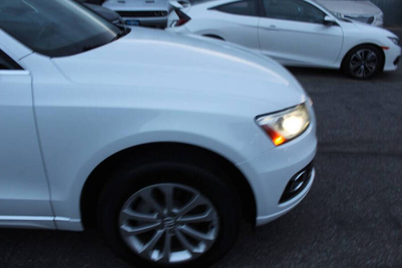 2017 Audi Q5 2.0T quattro Premium