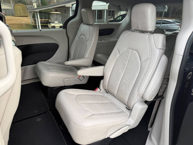 2018 Chrysler Pacifica Touring L Plus