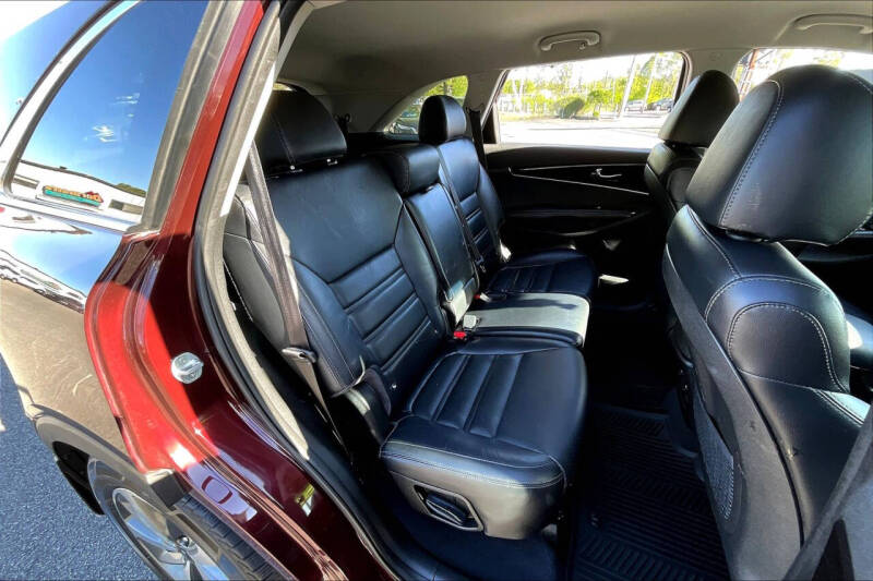 2019 Kia Sorento EX V6