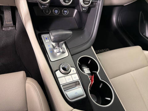 2022 Genesis G70