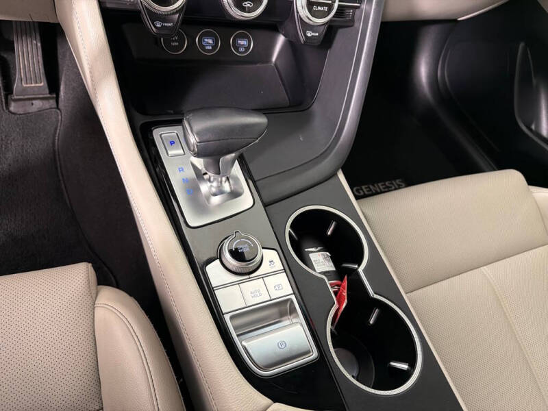 2022 Genesis G70