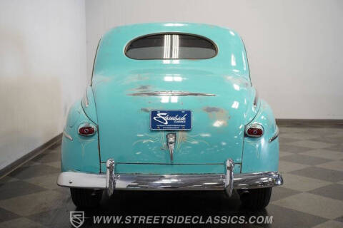 1948 Ford Deluxe