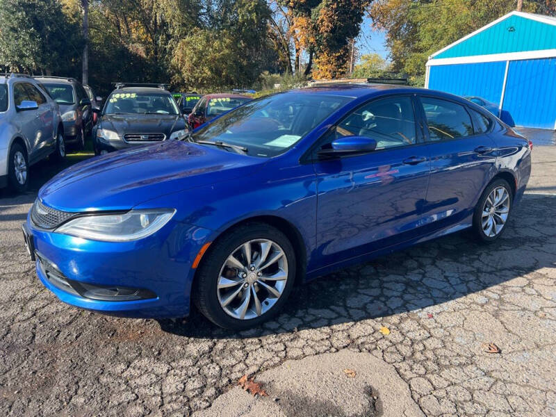 2016 Chrysler 200 S