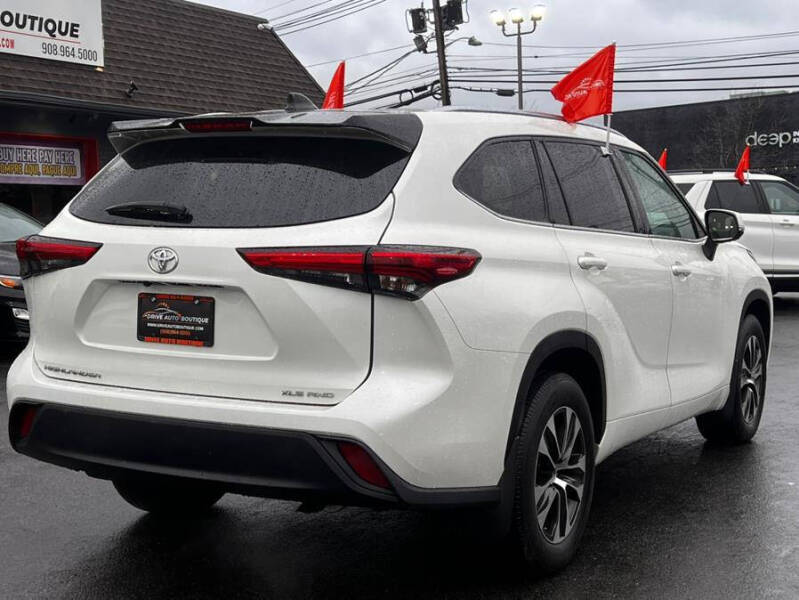 2021 Toyota Highlander XLE