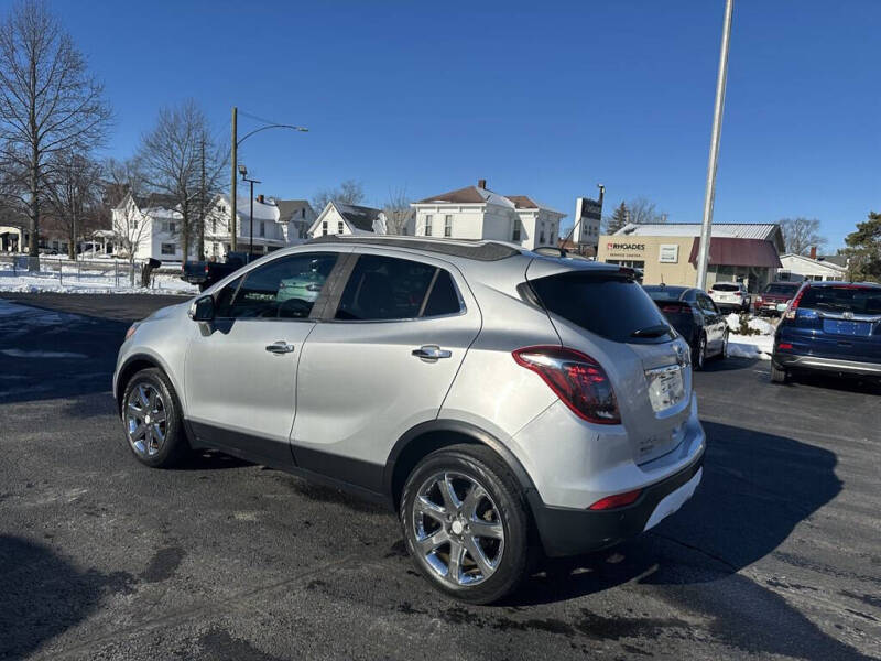 2017 Buick Encore Premium photo 2