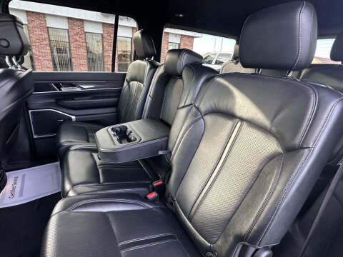 2022 Jeep Wagoneer Series II