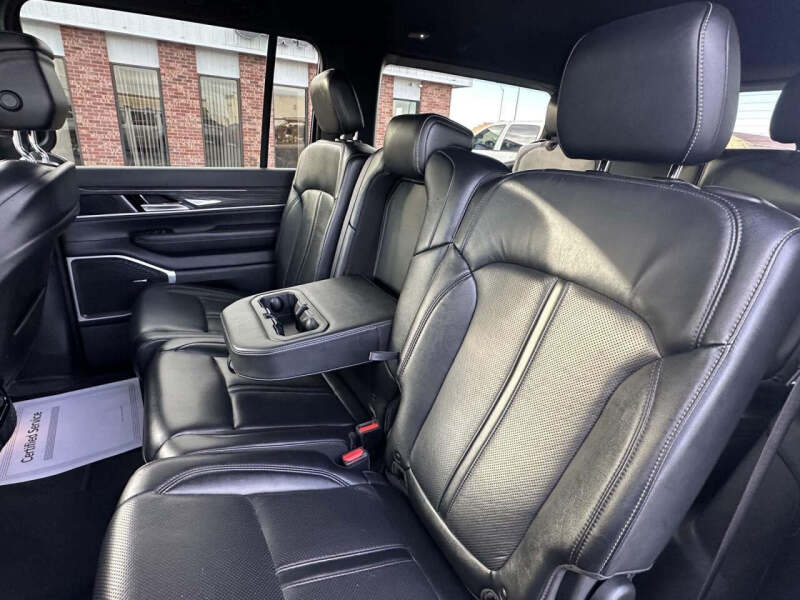 2022 Jeep Wagoneer Series II