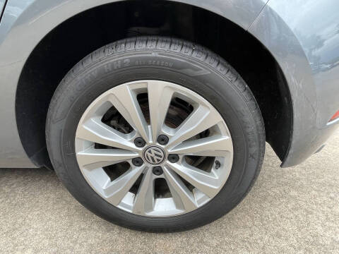 2020 Volkswagen Golf TSI